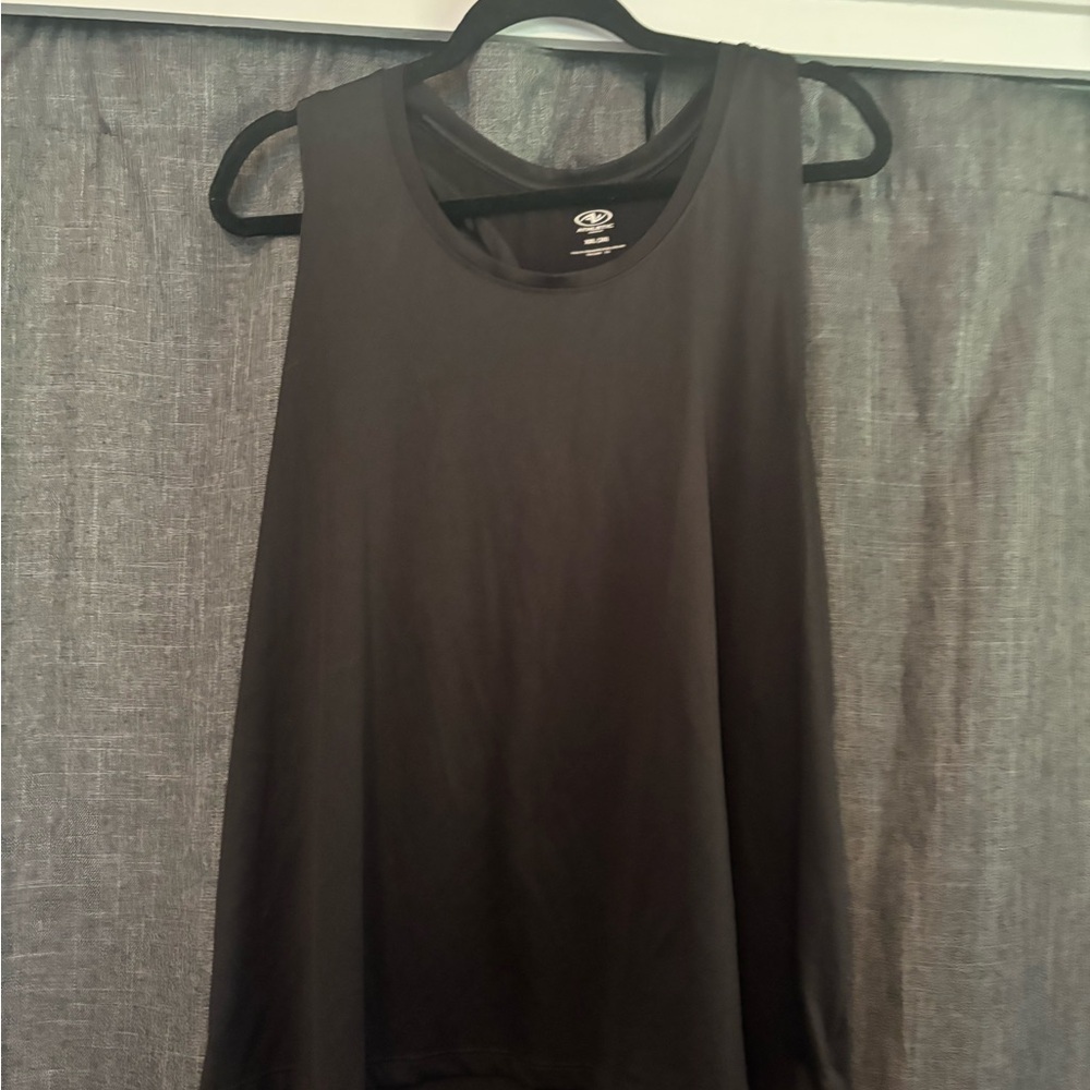 Black Razorback Tank Top